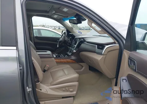 2018 Chevrolet Tahoe C1500 Premier z USA, uszkodzony, nr VIN 1GNSCCKCXJR208898